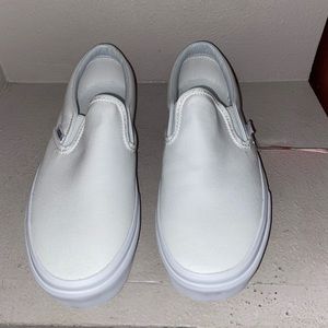 NEW Solid White Vans - Unisex
